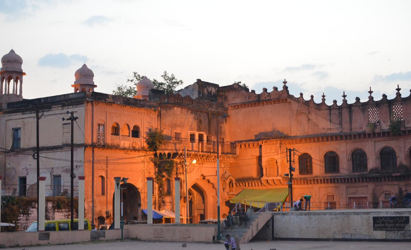 Gauhar Mahal, Bhopal, Madhya Pradesh - Vushii.com Gauhar Mahal, Bhopal, Madhya Pradesh - Vushii.com